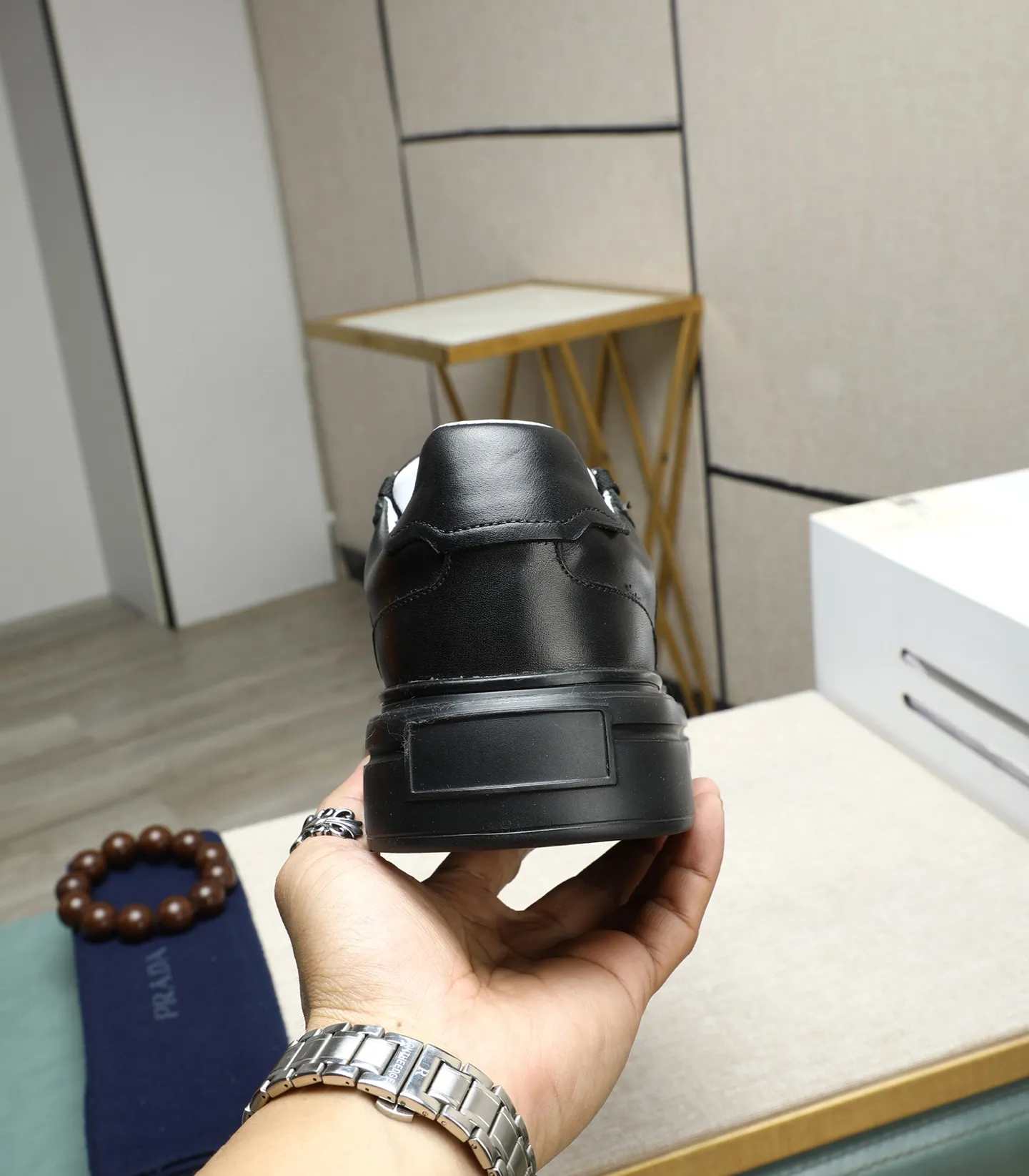 Men's shoes 💰500 🌹🌹[PRADA—Prada] 2025 latest model 🙈original replica! 👟👟👟Available here. The workmanship is top-notch. The upper is made of Italian 🇮🇹Imported calfskin. ❗️Breathable genuine leather lining @Suitable for travel. The original version has an enlarged engraved sole, making it suitable for all kinds of travels, showing low-key luxury. Let quality speak for itself. Color: Size: 38-44